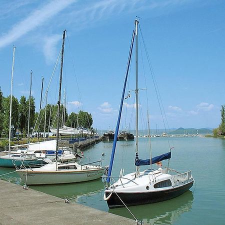Legkondicionalt, Erkelyes Szoba, Privat Fuerdovel A Balatonon Kőröshegy Eksteriør billede